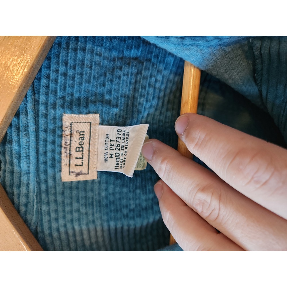 L.L. Bean Button Up MP - Picture 2 of 3